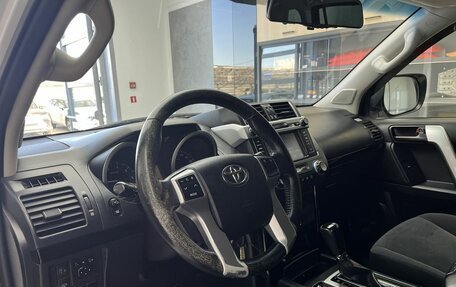 Toyota Land Cruiser Prado 150 рестайлинг 2, 2015 год, 3 540 000 рублей, 7 фотография