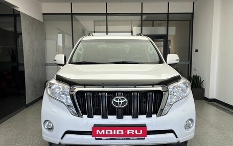 Toyota Land Cruiser Prado 150 рестайлинг 2, 2015 год, 3 540 000 рублей, 2 фотография
