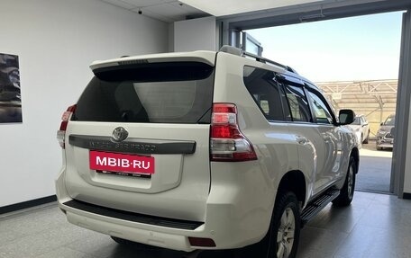 Toyota Land Cruiser Prado 150 рестайлинг 2, 2015 год, 3 540 000 рублей, 4 фотография