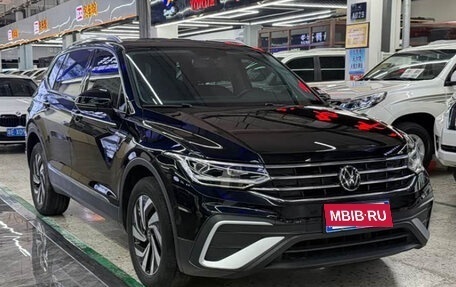 Volkswagen Tiguan II, 2024 год, 3 фотография