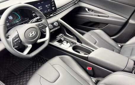 Hyundai Elantra, 2024 год, 1 621 004 рублей, 8 фотография