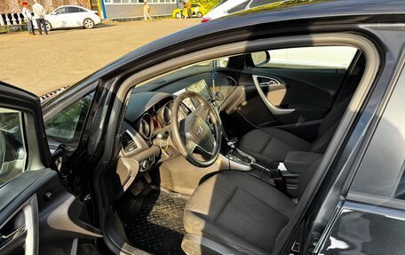 Opel Astra J, 2011 год, 650 000 рублей, 13 фотография