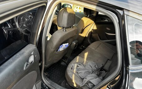 Opel Astra J, 2011 год, 650 000 рублей, 14 фотография