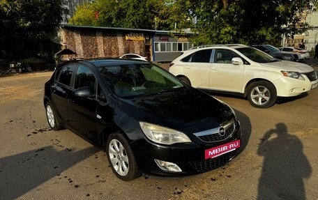 Opel Astra J, 2011 год, 650 000 рублей, 5 фотография