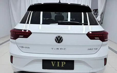 Volkswagen T-Roc I, 2023 год, 1 752 600 рублей, 5 фотография