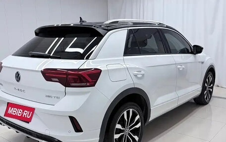Volkswagen T-Roc I, 2023 год, 1 752 600 рублей, 6 фотография