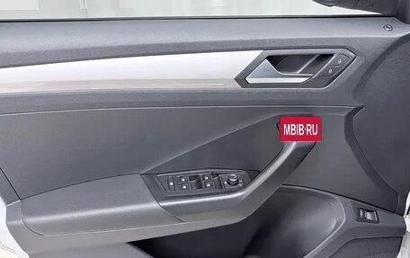 Volkswagen T-Roc I, 2023 год, 1 752 600 рублей, 20 фотография