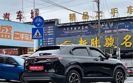 Honda Vezel, 2023 год, 1 550 000 рублей, 4 фотография