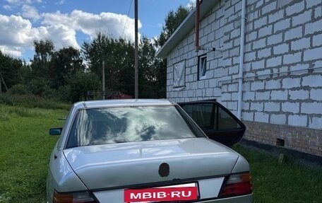 Mercedes-Benz W124, 1990 год, 300 000 рублей, 7 фотография