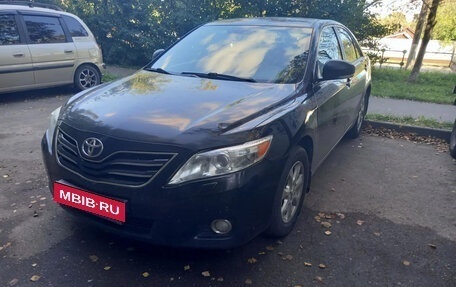 Toyota Camry, 2010 год, 955 000 рублей, 3 фотография