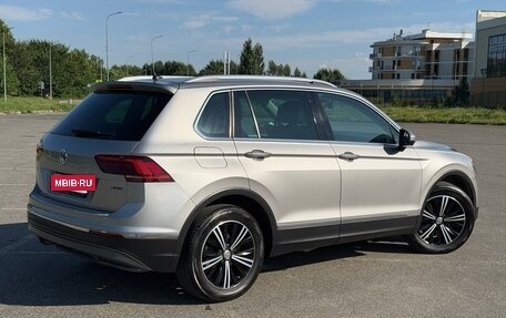 Volkswagen Tiguan II, 2018 год, 2 990 000 рублей, 4 фотография