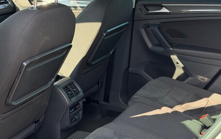 Volkswagen Tiguan II, 2018 год, 2 990 000 рублей, 22 фотография