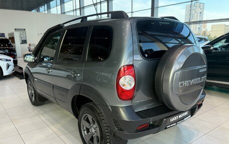 Chevrolet Niva I рестайлинг, 2016 год, 695 000 рублей, 4 фотография