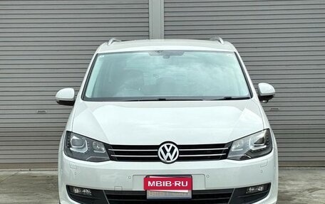 Volkswagen Sharan II, 2015 год, 950 999 рублей, 8 фотография