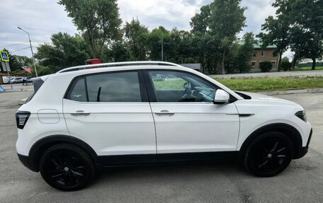 Volkswagen T-Cross I, 2020 год, 1 800 000 рублей, 7 фотография