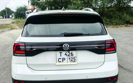 Volkswagen T-Cross I, 2020 год, 1 800 000 рублей, 6 фотография