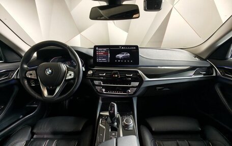 BMW 5 серия, 2022 год, 4 049 000 рублей, 11 фотография