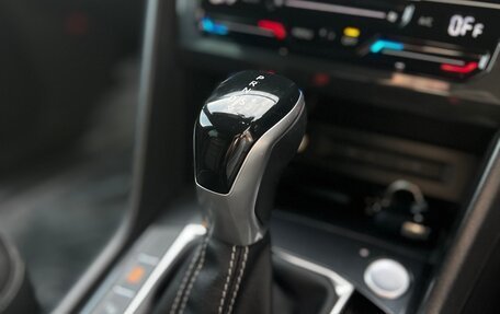 Volkswagen Tiguan II, 2021 год, 2 835 000 рублей, 11 фотография
