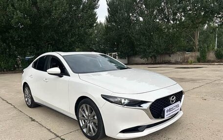 Mazda 3, 2023 год, 1 350 000 рублей, 3 фотография