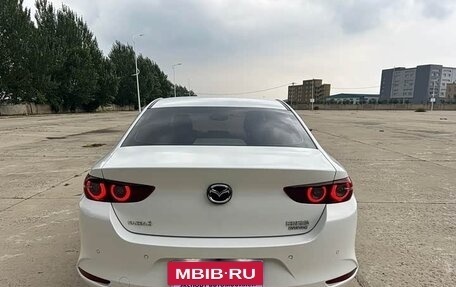 Mazda 3, 2023 год, 1 350 000 рублей, 5 фотография