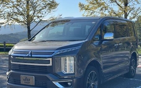 Mitsubishi Delica D:5 I, 2022 год, 2 990 001 рублей, 2 фотография