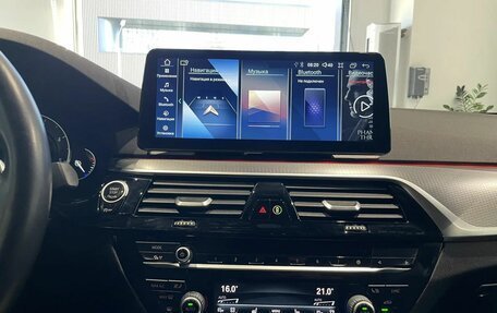 BMW 5 серия, 2020 год, 3 300 000 рублей, 16 фотография