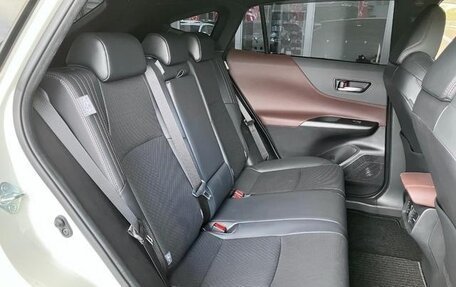 Toyota Harrier, 2024 год, 3 150 001 рублей, 15 фотография