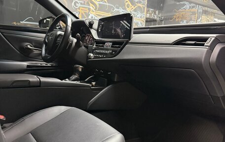 Lexus ES VII, 2022 год, 5 100 000 рублей, 13 фотография