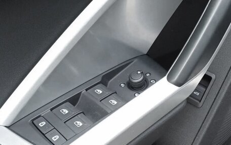 Audi Q3, 2023 год, 3 990 000 рублей, 9 фотография