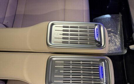 Mercedes-Benz V-Класс, 2026 год, 15 280 000 рублей, 24 фотография