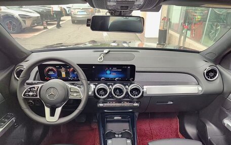 Mercedes-Benz GLB, 2020 год, 2 000 000 рублей, 9 фотография