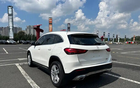 Mercedes-Benz GLA, 2022 год, 1 980 001 рублей, 6 фотография