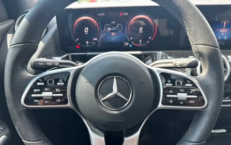 Mercedes-Benz GLA, 2022 год, 1 980 001 рублей, 12 фотография