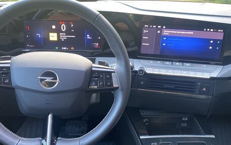Opel Astra, 2023 год, 2 300 000 рублей, 18 фотография
