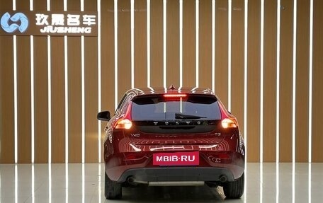 Volvo V40 II рестайлинг, 2018 год, 1 460 000 рублей, 5 фотография