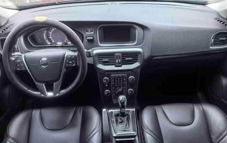 Volvo V40 II рестайлинг, 2018 год, 1 460 000 рублей, 8 фотография