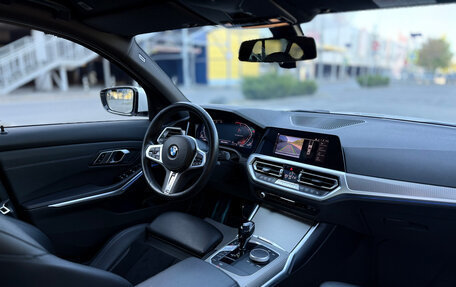 BMW 3 серия, 2020 год, 3 900 000 рублей, 12 фотография
