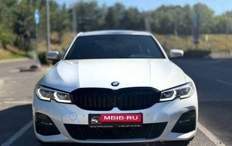 BMW 3 серия, 2020 год, 3 900 000 рублей, 3 фотография
