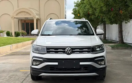 Volkswagen T-Cross I, 2023 год, 1 725 600 рублей, 2 фотография