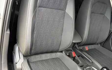 Volkswagen T-Cross I, 2023 год, 1 725 600 рублей, 9 фотография