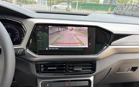 Volkswagen T-Cross I, 2023 год, 1 725 600 рублей, 13 фотография