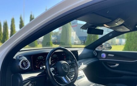 Mercedes-Benz E-Класс, 2021 год, 4 250 000 рублей, 8 фотография
