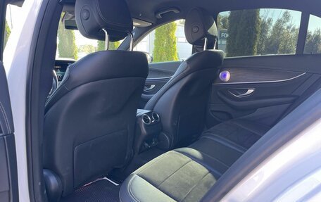 Mercedes-Benz E-Класс, 2021 год, 4 250 000 рублей, 10 фотография