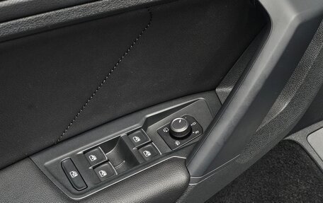 Volkswagen Tiguan II, 2023 год, 3 860 000 рублей, 8 фотография