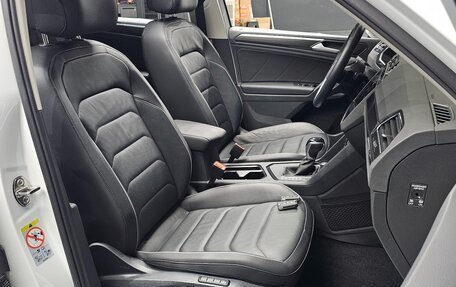 Volkswagen Tiguan II, 2023 год, 3 860 000 рублей, 20 фотография
