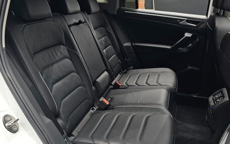 Volkswagen Tiguan II, 2023 год, 3 860 000 рублей, 23 фотография