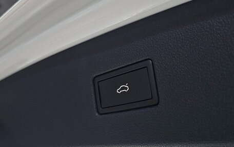 Volkswagen Tiguan II, 2023 год, 3 860 000 рублей, 26 фотография