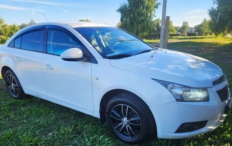 Chevrolet Cruze II, 2012 год, 800 000 рублей, 2 фотография