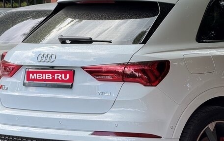 Audi Q3, 2022 год, 2 825 000 рублей, 2 фотография