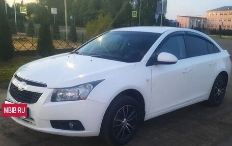 Chevrolet Cruze II, 2012 год, 800 000 рублей, 3 фотография